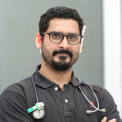 Dr Akshay Juneja